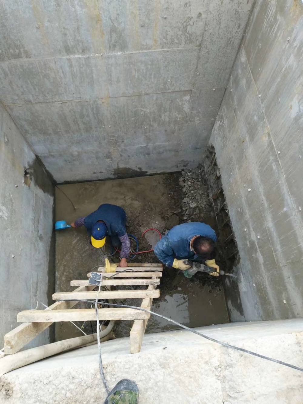 天津津南区水池堵漏
